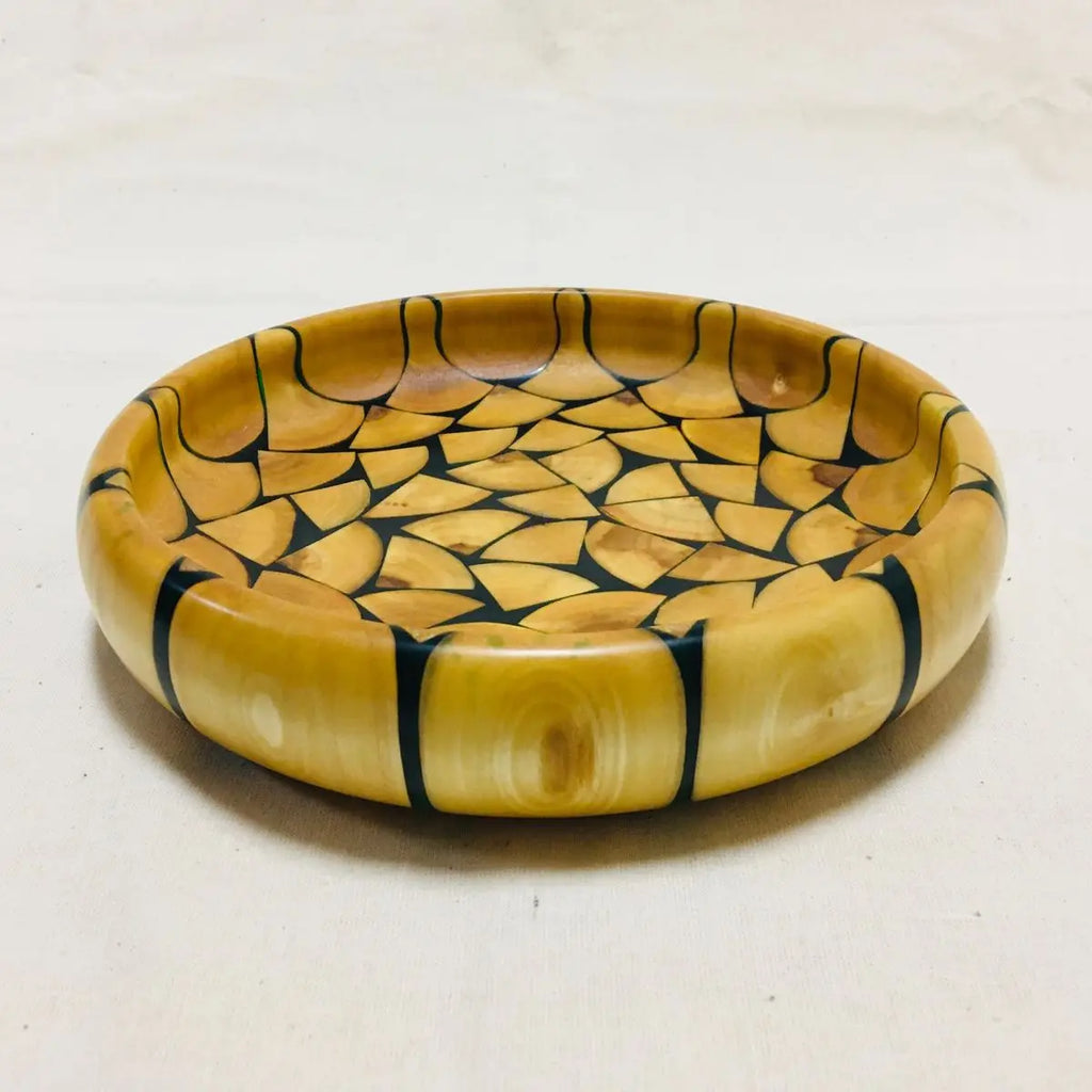 Elegant Resin Craft Wooden Angel Bowl Handmade Web Pattern Rustic Fruit Salad Serving Dish Kitchen Table Home Decor