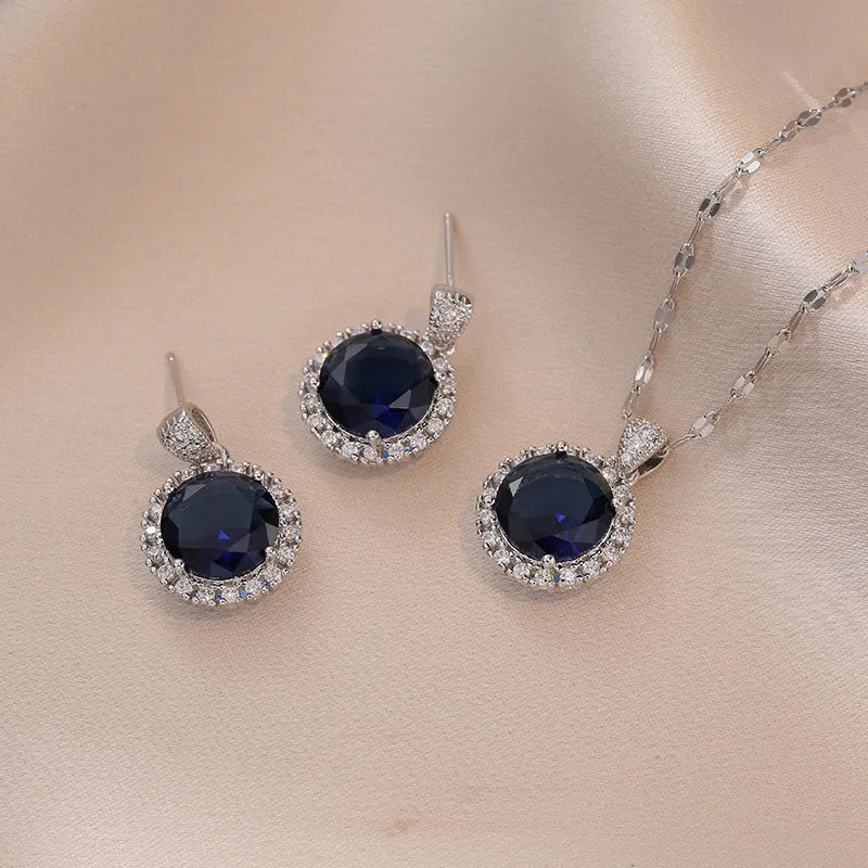 Women's Classic Necklace and Earrings Set