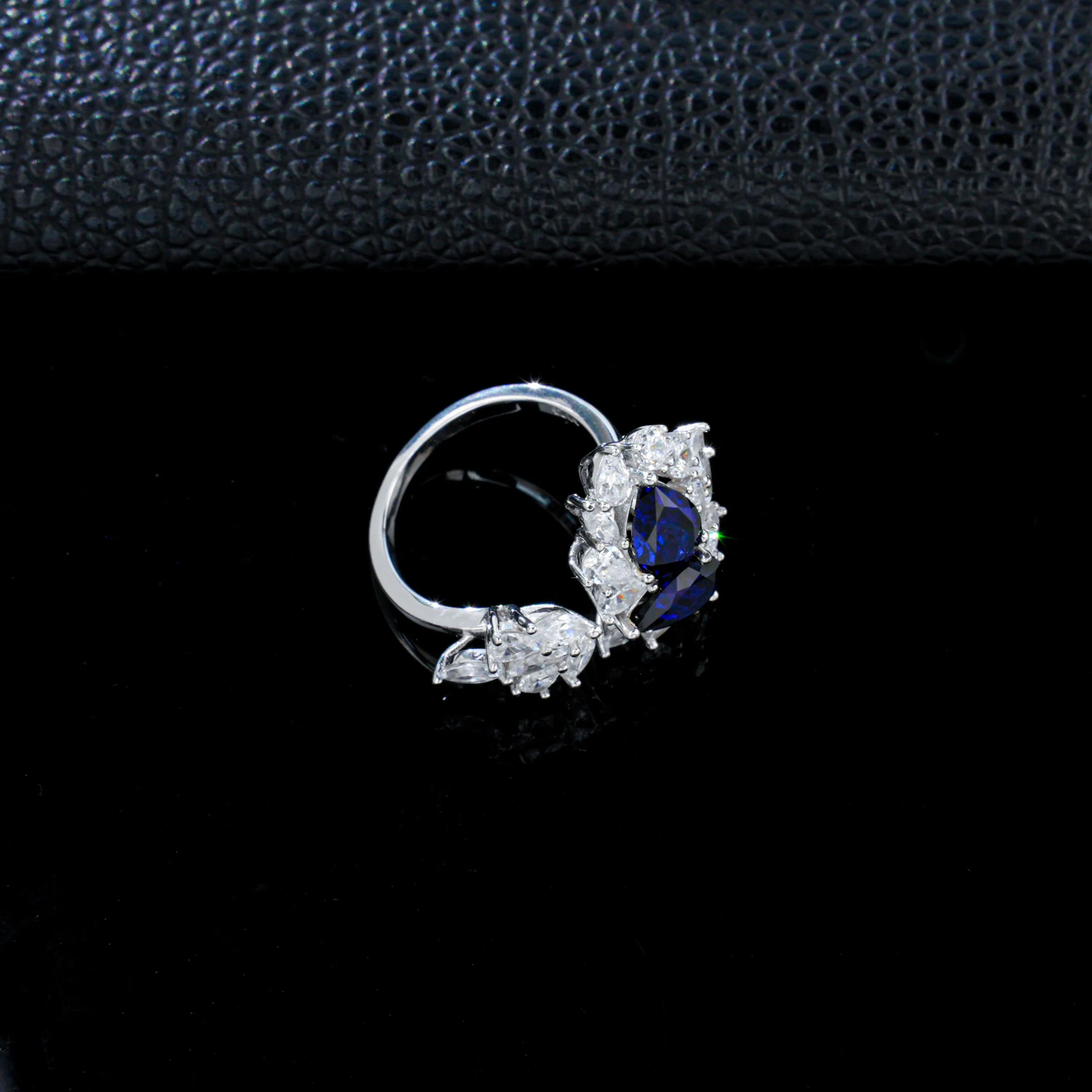 Sapphire Gemstone Ring Prong Setting Pear Shape