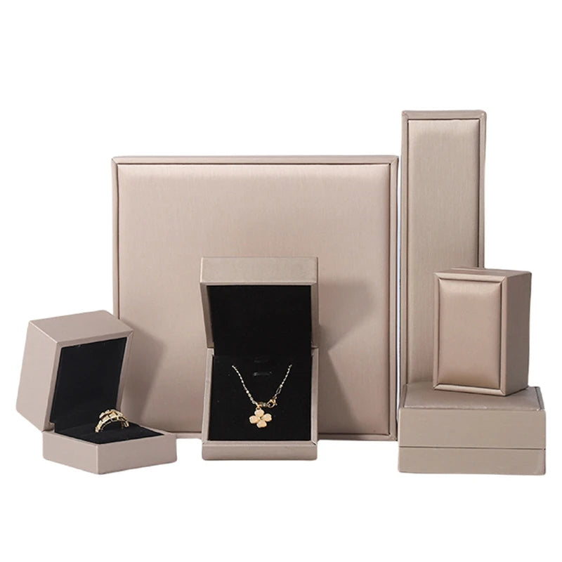 Jewelry storage box