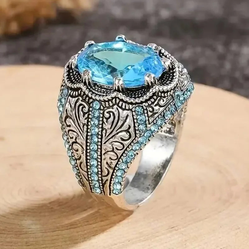 Vintage Pattern Classic Brass Women's Ring Lab Grown Diamond Creative Wide Finger Bold Fashion Hand Accessory