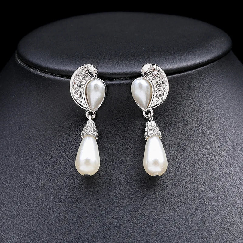 Multi-layer Two-piece Pearl Necklace Earrings Set