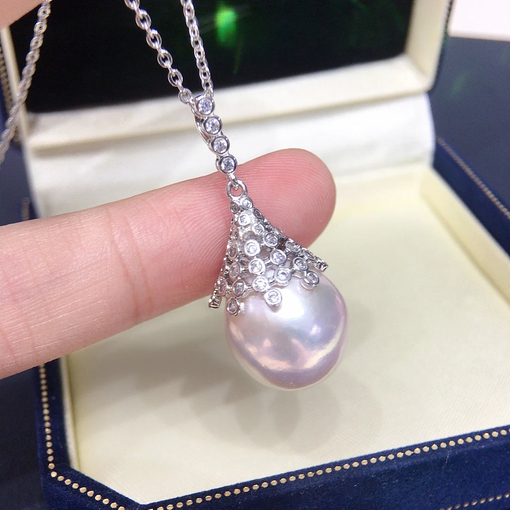 Pearl Baroque Pendant Necklace