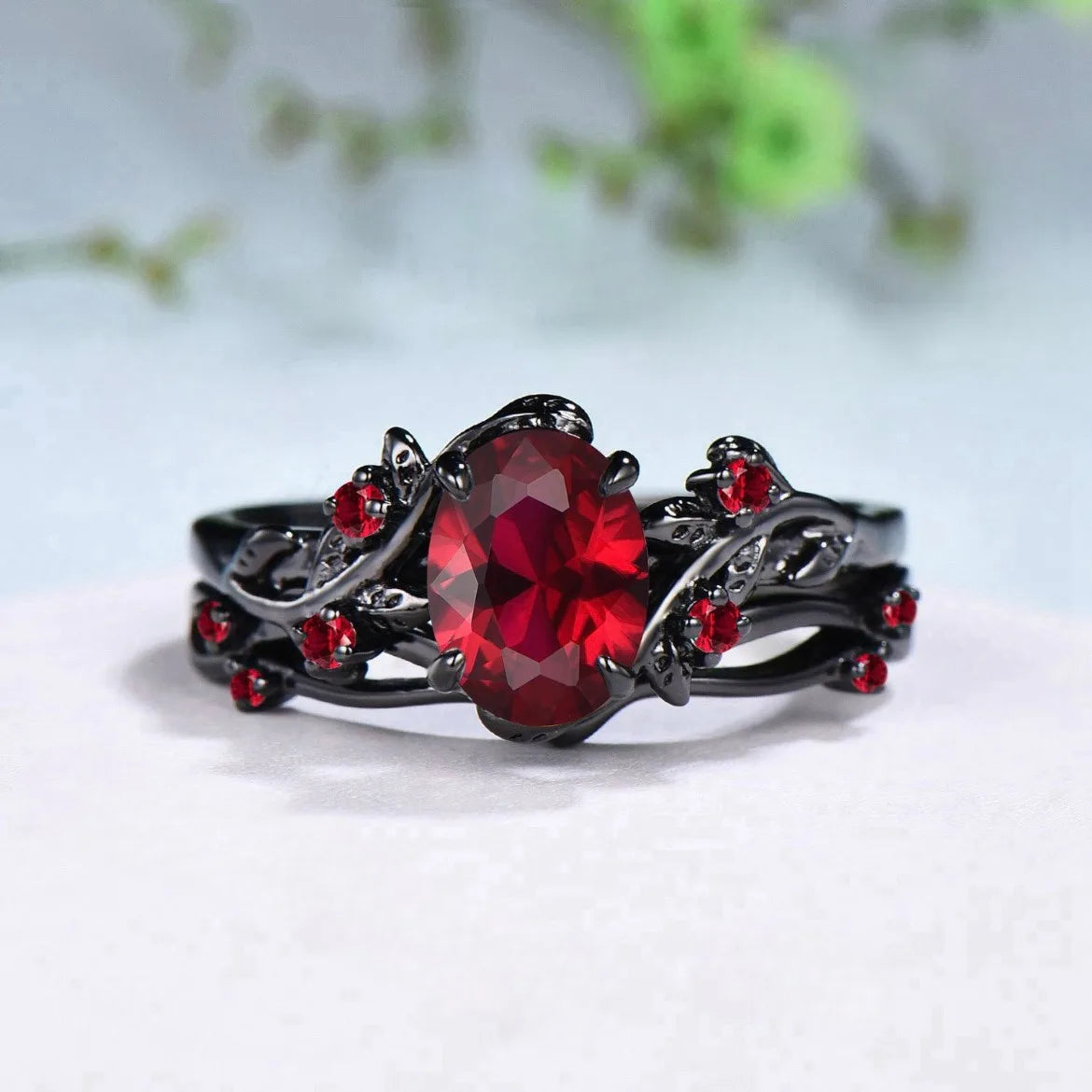 Charm Couple Rings Romantic Women Red Rhinestones Rings Set Trendy Men Stainless Steel Celtic Dragon Rings Wedding Band Jewelry