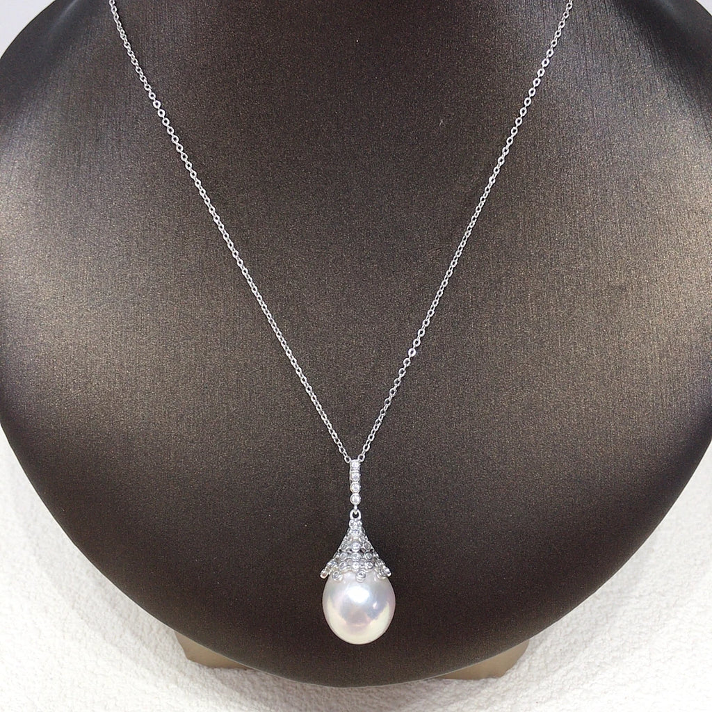 Pearl Baroque Pendant Necklace