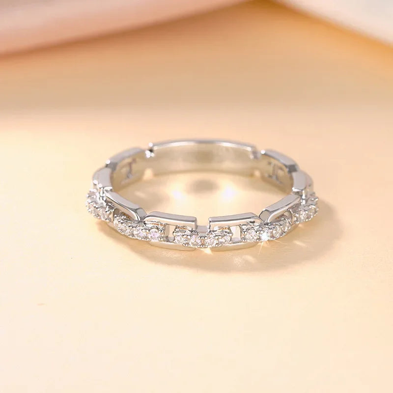 Buckle Design Female Wedding band