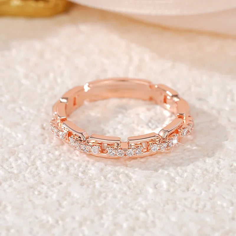 Buckle Design Female Wedding band