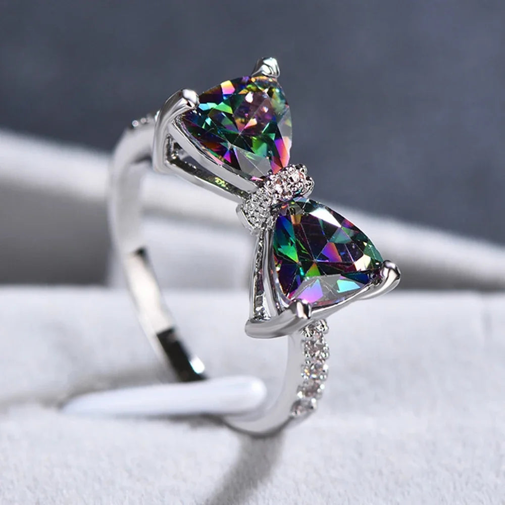Bow-Tie Wedding Band