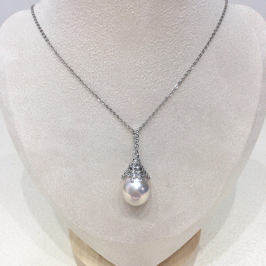 Pearl Baroque Pendant Necklace